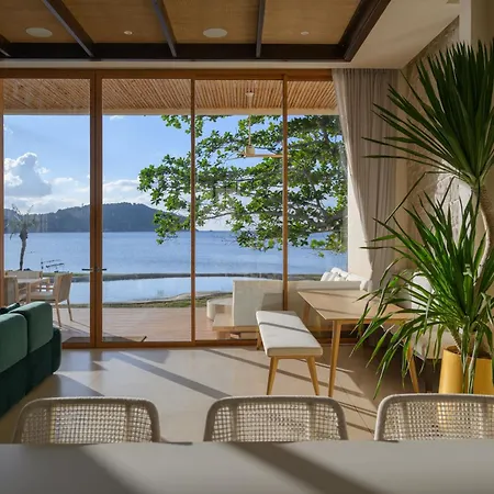 Adika Beach Villas